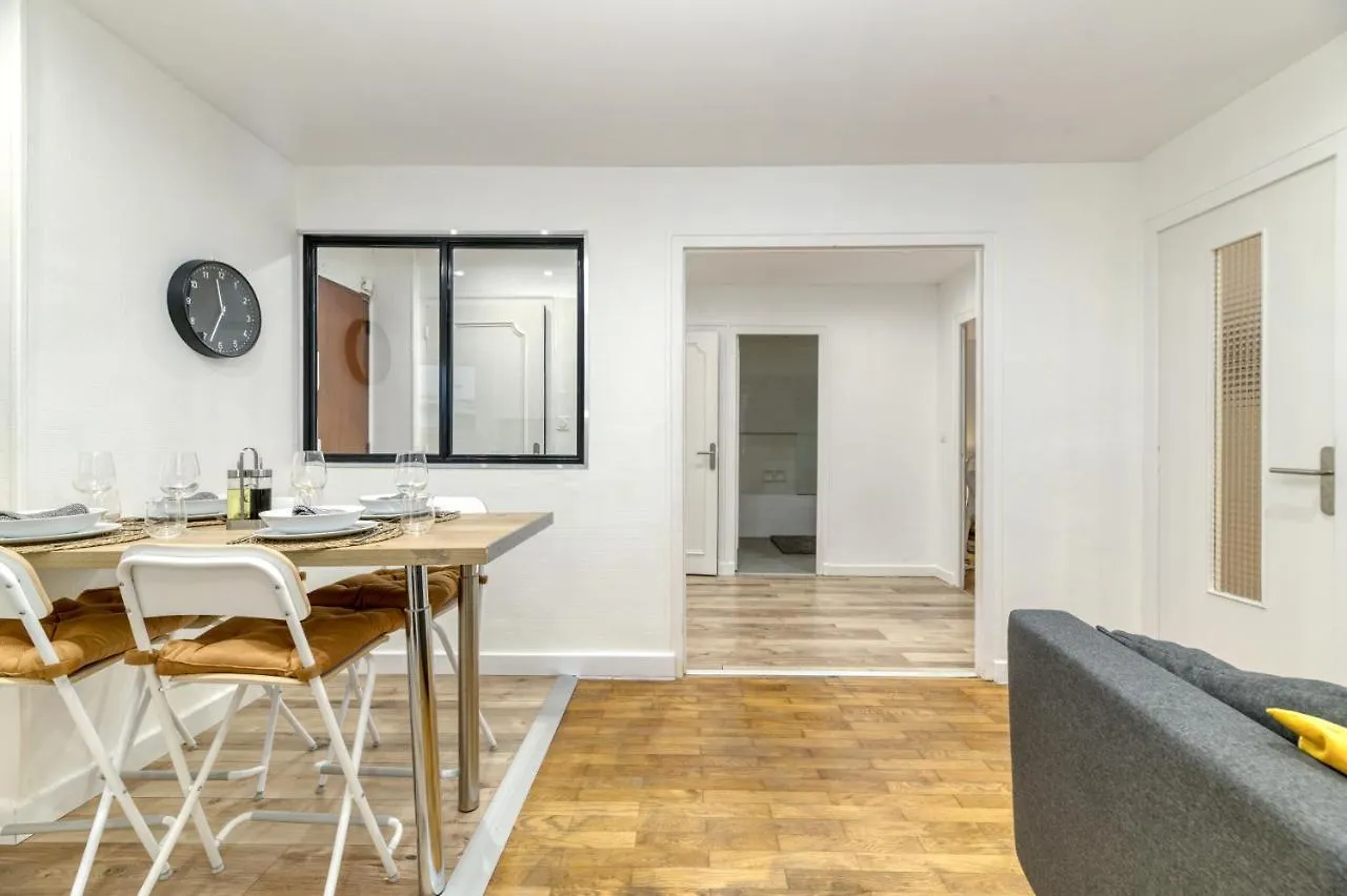Le Prestige•Gare•Cours Jean Jaures•Confort•Netflix Grenoble 0*,  France